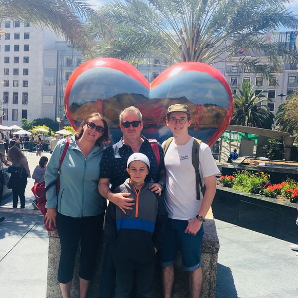 Meet your Posher, Michelle - Picture 1 of 1